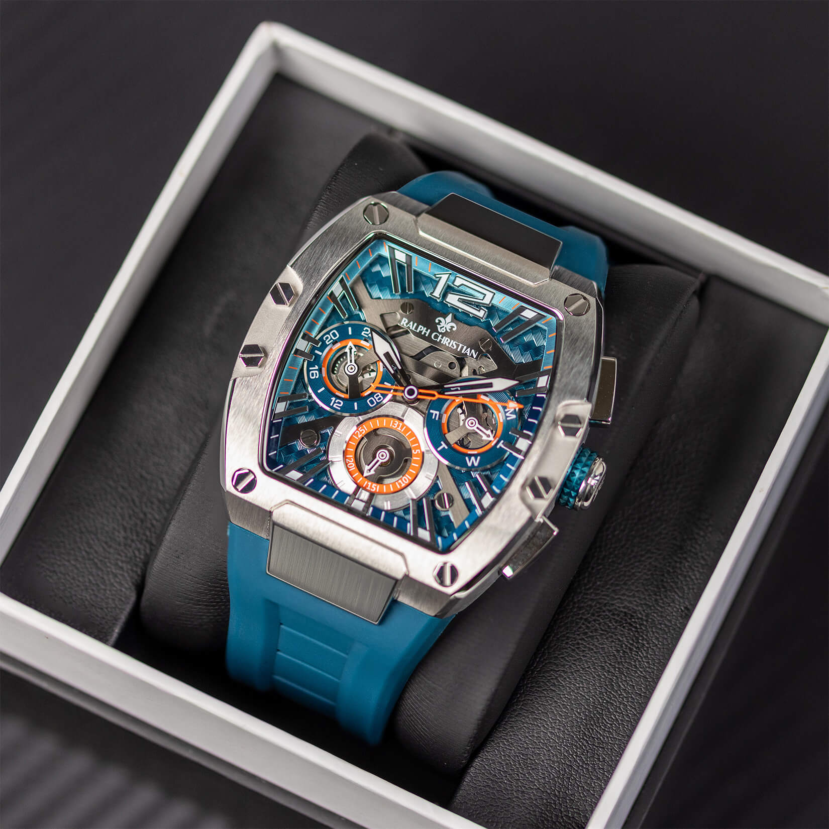 The Intrepid Sport | Blue Horizon | Ralph Christian
