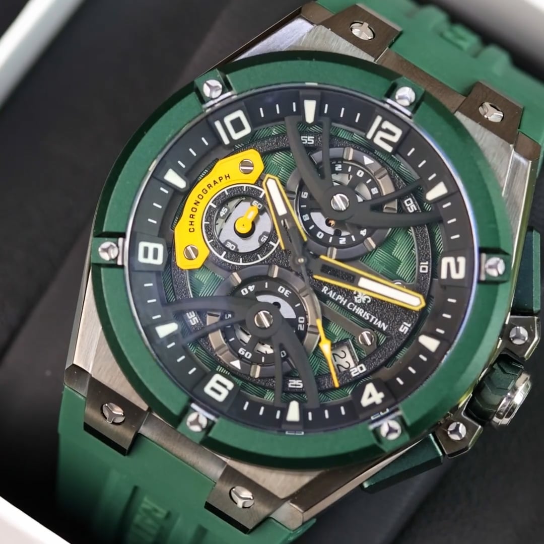 The Apex Chrono -  Heritage Green